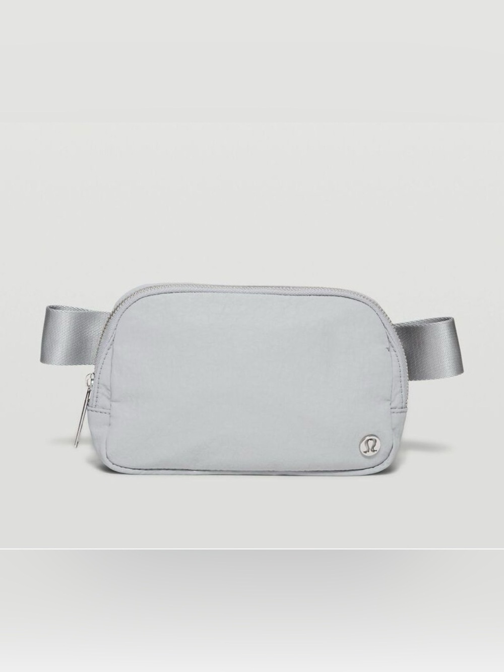 lululemon Everywhere Belt Bag 1L light grey "Seal" color water-repellent fabric